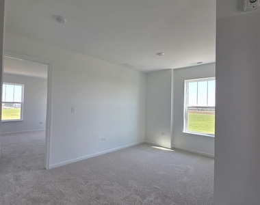 225 Cooney Way - Photo Thumbnail 9
