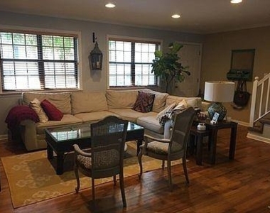 1689 Briarcliff Road Ne - Photo Thumbnail 12