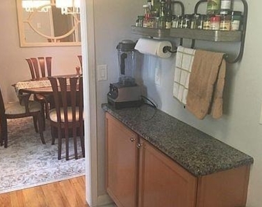 1689 Briarcliff Road Ne - Photo Thumbnail 5