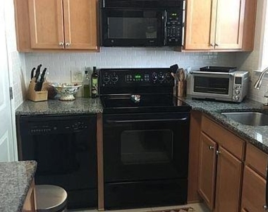 1689 Briarcliff Road Ne - Photo Thumbnail 6