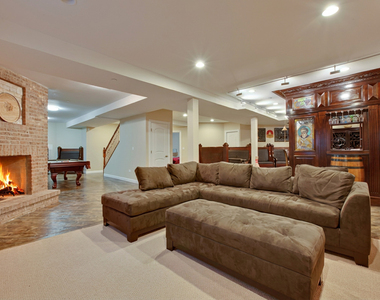 7229 Roxbury Court - Photo Thumbnail 23