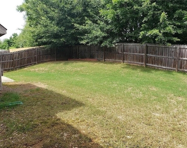 3238 Sag Harbor Court - Photo Thumbnail 27