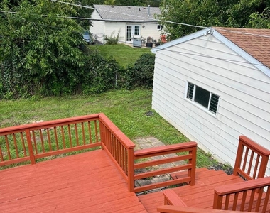 212 Northridge Avenue - Photo Thumbnail 7