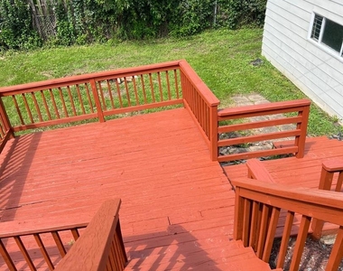 212 Northridge Avenue - Photo Thumbnail 9