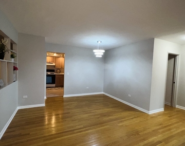 205 W Miner Street - Photo Thumbnail 3