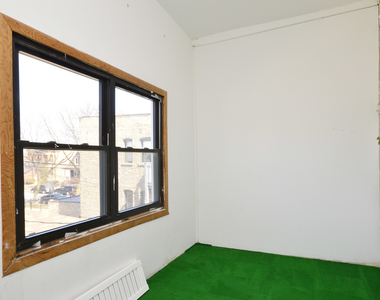 2904 W Diversey Avenue - Photo Thumbnail 16