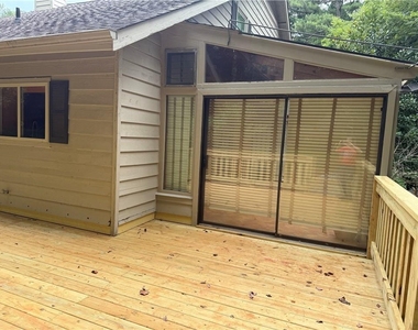 145 Starboard Point - Photo Thumbnail 3