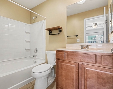 24617 Patriot Square Drive S - Photo Thumbnail 10