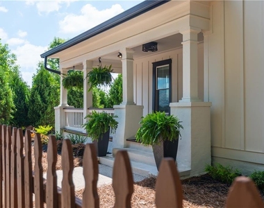 1129 Sanders Avenue Se - Photo Thumbnail 10