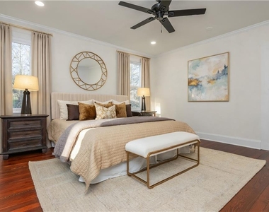1129 Sanders Avenue Se - Photo Thumbnail 3