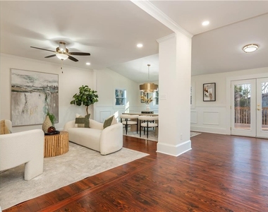 1129 Sanders Avenue Se - Photo Thumbnail 14