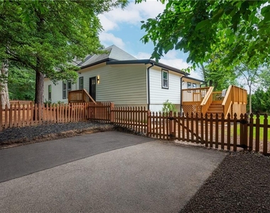 1129 Sanders Avenue Se - Photo Thumbnail 42