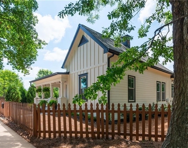 1129 Sanders Avenue Se - Photo Thumbnail 9