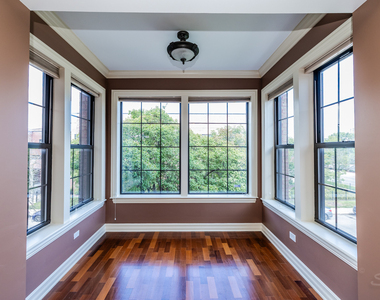 1367 E 64th Street - Photo Thumbnail 6