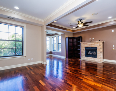 1367 E 64th Street - Photo Thumbnail 3