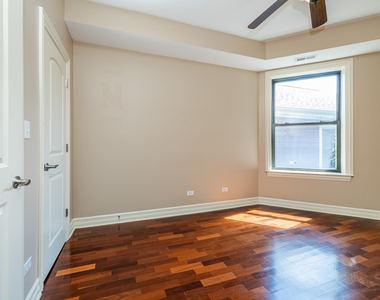 1367 E 64th Street - Photo Thumbnail 12