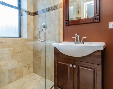 1367 E 64th Street - Photo Thumbnail 26