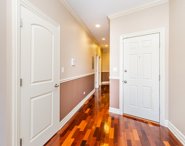 1367 E 64th Street - Photo Thumbnail 10