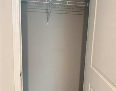 137 Village Green Drive Nw - Photo Thumbnail 12