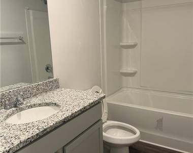 137 Village Green Drive Nw - Photo Thumbnail 14