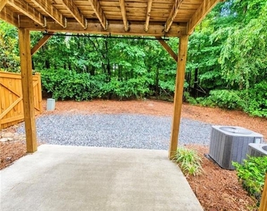 6596 Marlowe Glen Way - Photo Thumbnail 3