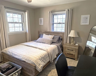 2457 Sunset Drive Ne - Photo Thumbnail 14