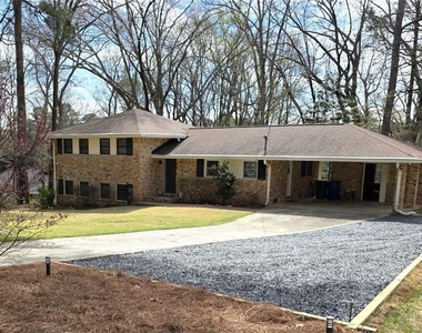 2457 Sunset Drive Ne - Photo Thumbnail 20