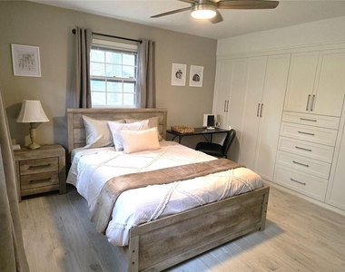 2457 Sunset Drive Ne - Photo Thumbnail 16