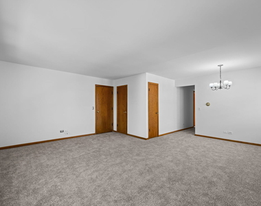 5421 W Windsor Avenue - Photo Thumbnail 6