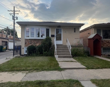 4414 N Nagle Avenue - Photo Thumbnail 12
