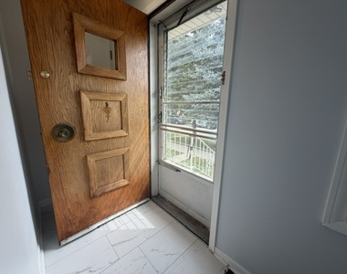 4414 N Nagle Avenue - Photo Thumbnail 1