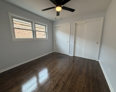 4414 N Nagle Avenue - Photo Thumbnail 9