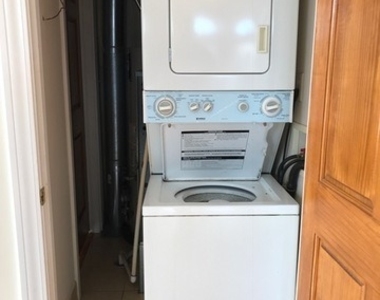 1326 N Maplewood Avenue - Photo Thumbnail 8