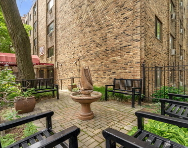611 W Patterson Avenue - Photo Thumbnail 1