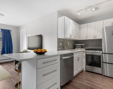 611 W Patterson Avenue - Photo Thumbnail 9