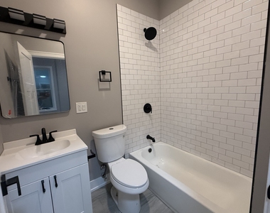 7626 S Normal Avenue - Photo Thumbnail 16
