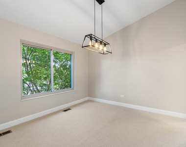 25 Shoreline Road - Photo Thumbnail 3