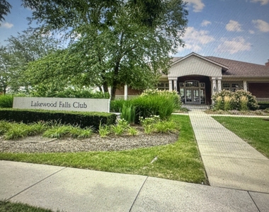 557 Kathleen Drive - Photo Thumbnail 11