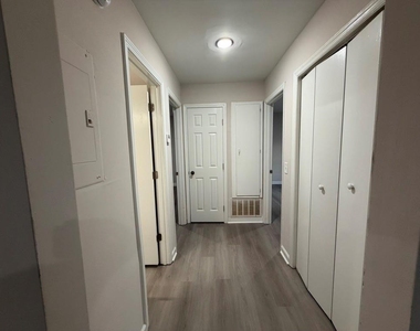 1988 Patterson Court - Photo Thumbnail 22