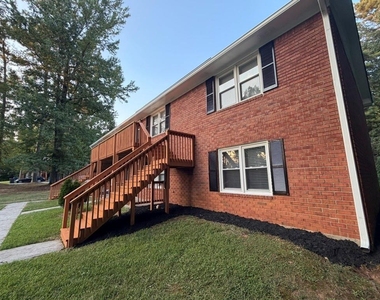 1988 Patterson Court - Photo Thumbnail 4