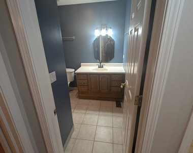 1108 Hampton Harbor - Photo Thumbnail 9