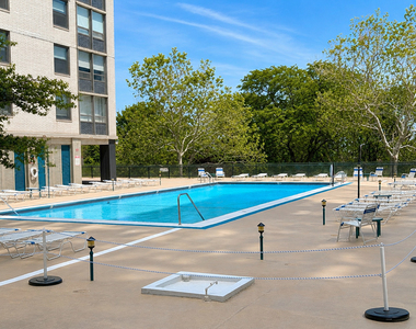 5701 N Sheridan Road - Photo Thumbnail 14