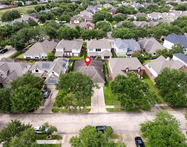 4619 Schiller Park Lane - Photo Thumbnail 20