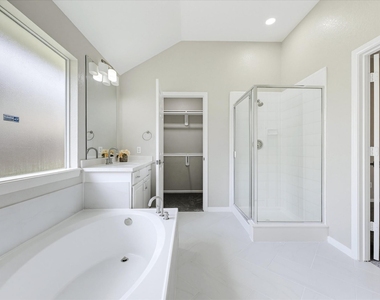 4619 Schiller Park Lane - Photo Thumbnail 5