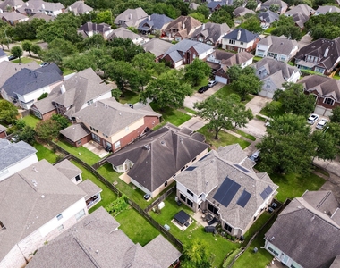 4619 Schiller Park Lane - Photo Thumbnail 24