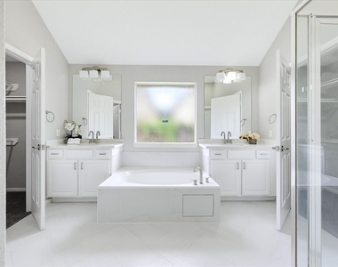 4619 Schiller Park Lane - Photo Thumbnail 6
