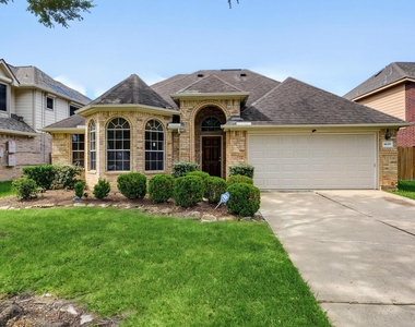 4619 Schiller Park Lane - Photo Thumbnail 1