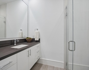 613 Jackson Hill Street - Photo Thumbnail 7