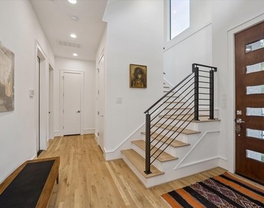 613 Jackson Hill Street - Photo Thumbnail 4