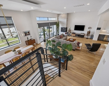 613 Jackson Hill Street - Photo Thumbnail 15
